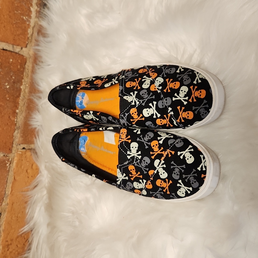 Tommy Bahama Glow-In-The-Dark Skull print loafers - Picture 1 of 9